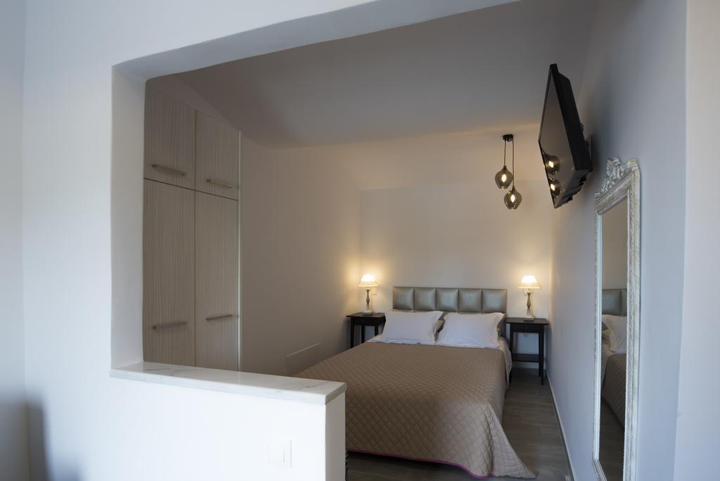 Vourvoúlos Rose Suites מראה חיצוני תמונה
