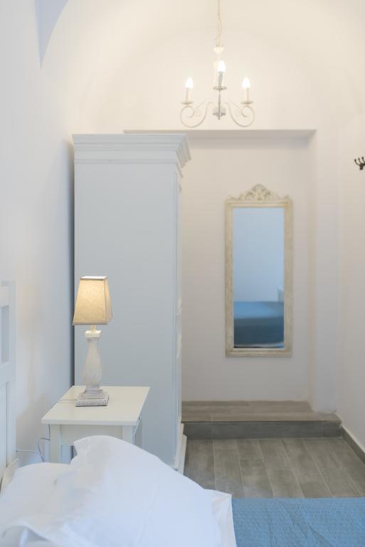 Vourvoúlos Rose Suites מראה חיצוני תמונה