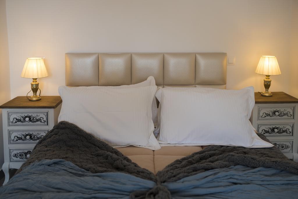 Vourvoúlos Rose Suites מראה חיצוני תמונה