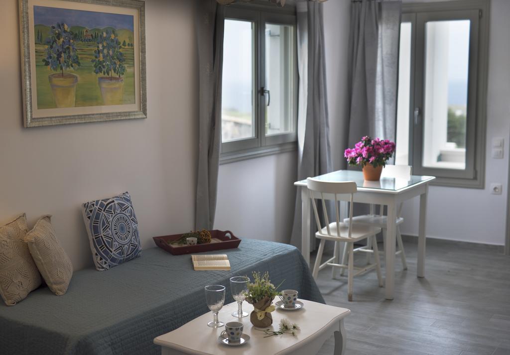 Vourvoúlos Rose Suites מראה חיצוני תמונה